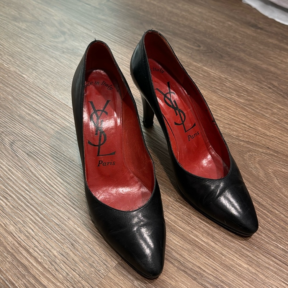 Authentic Vintage Yves Saint Laurent (YSL) Black Leather Pumps (Size 8)